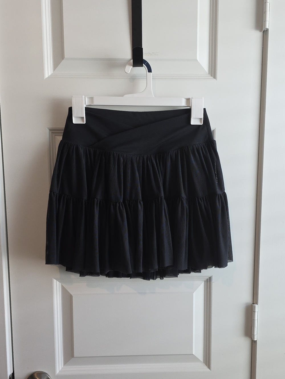 Blogilates Black Ballerina Tiered Mini Skirt Skort Medium G223